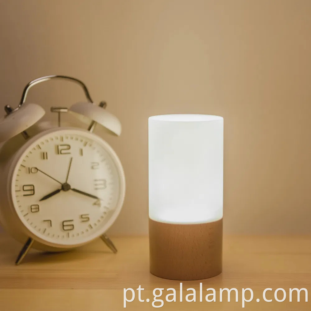 Luz noturna inovadora de madeira sólida para decoração de casa